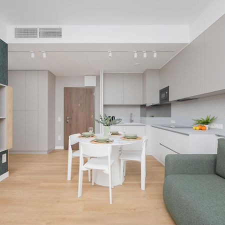 Exceptional Business Apartments By Noclegi Renters Varşovia Exterior foto